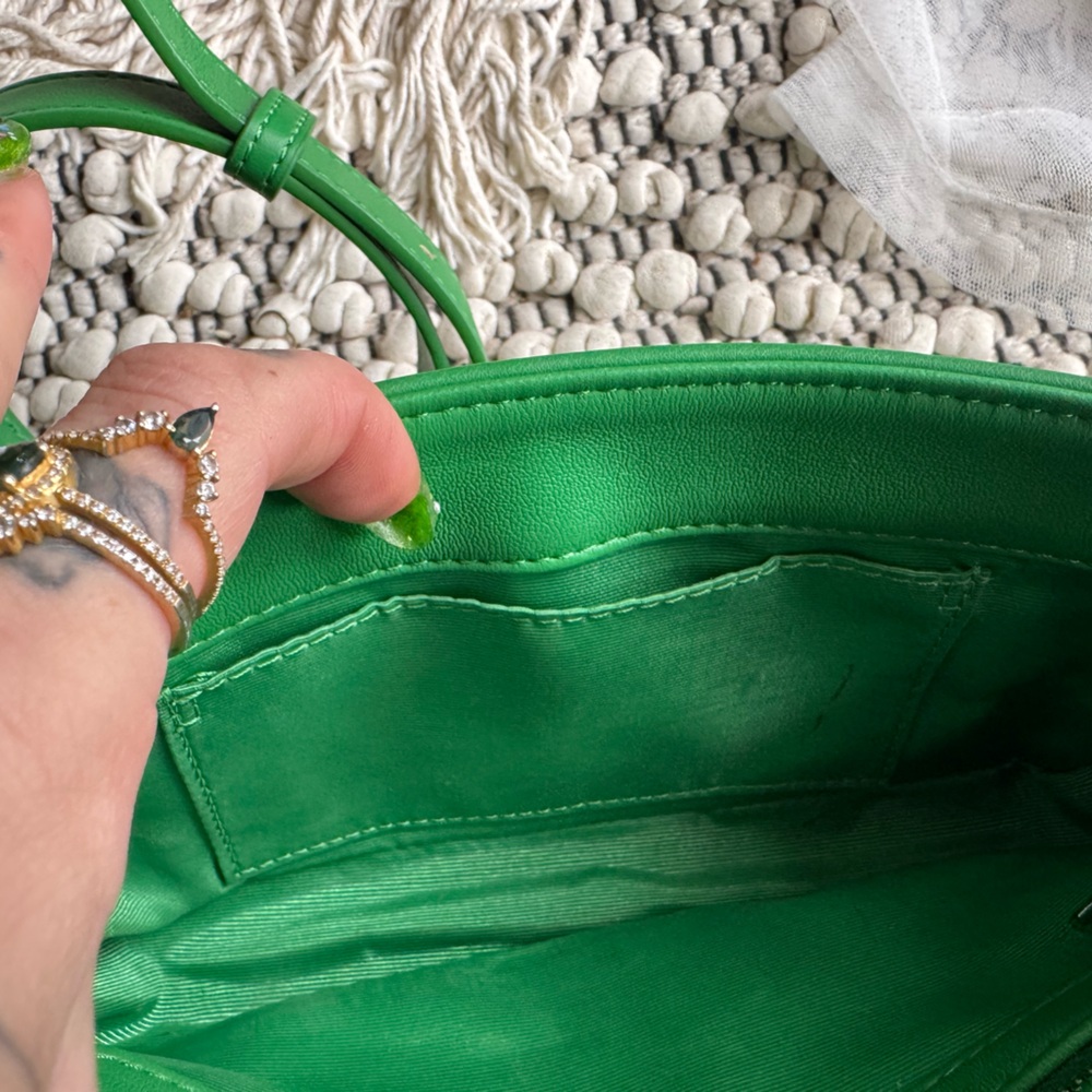 JW PEI Green Quilted Puffy Crossbody Bag - Picture 8 of 15